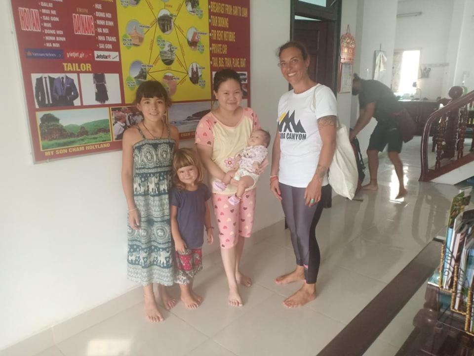 Sunshine Homestay Hoi An Bagian luar foto